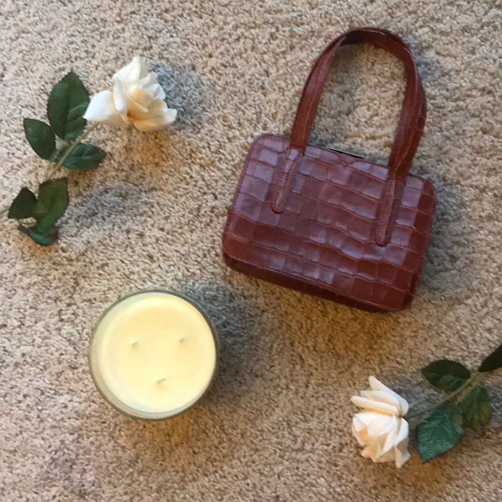 William Sonoma candle. New and never been used.